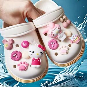 My hello kitty/melody Croc Charm 10 pieces